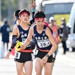 ２区を終えて１位。男子の西脇工は理想通りにレースを進めたが、約８キロ区間が続く要の３、４区で優勝争いから後退した。４区新妻は「３、４区の大事さが浮き彫りになった」と受け止めた。