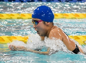 女子２００メートル個人メドレー決勝　兵庫県中学新記録を樹立し頂点に立った小林愛茉