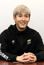 サッカーのクラブＷ杯に出場した後、視覚障害者となったデウソン神戸の松本＝神戸新聞社