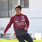 神戸の今季初練習で汗を流す新加入ＭＦ斉藤＝神戸市西区、いぶきの森球技場