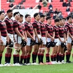 準決勝の天理戦に勝利し、決勝進出を果たした報徳の選手ら＝５日、大阪府東大阪市、花園ラグビー場