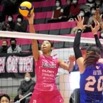 姫路－トヨタ車体　第１セット、得点を狙う姫路の宮部