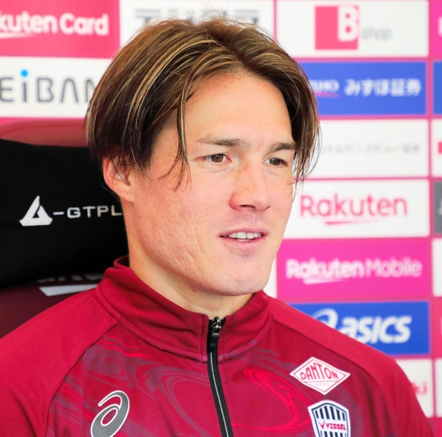 オンライン取材で開幕戦勝利を誓う神戸のＤＦ酒井＝神戸市西区、いぶきの森球技場ⓒＶＩＳＳＥＬ　ＫＯＢＥ