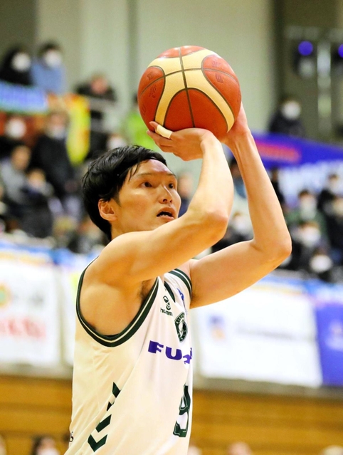 青森-西宮　第３クオーター、シュートを放つ西宮の谷