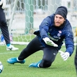 日本での活躍を誓う新加入ＧＫメギオラーロ＝神戸市西区、いぶきの森球技場ⓒＶＩＳＳＥＬ　ＫＯＢＥ