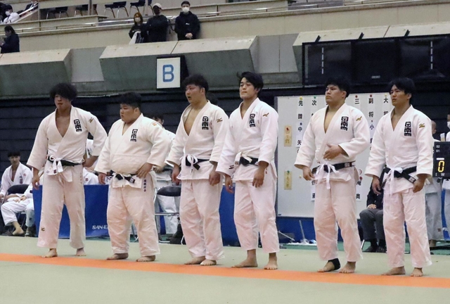男子７人制１部３回戦・国士舘大ー甲南大　６人で戦った甲南大の選手たち