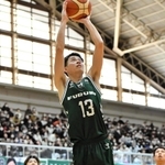 西宮－越谷　第４クオーター、シュートを決める西宮の道原（Ｂリーグ提供）(C)B.LEAGUE