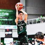 西宮－越谷　第１クオーター、シュートを決める西宮の道原(C)B.LEAGUE