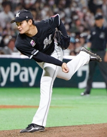 ６回途中からプロ初登板したロッテ・中森＝ペイペイドーム