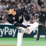 ６回途中からプロ初登板したロッテ・中森＝ペイペイドーム