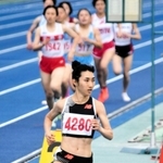 兵庫春季記録会女子８００メートルに出場した田中希実。兵庫リレーカーニバルでは１５００メートルに挑む＝４月１６日、加古川運動公園陸上競技場