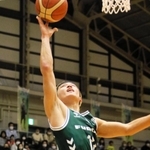 西宮－福島　第１クオーター、西宮の川島がシュートを放つ