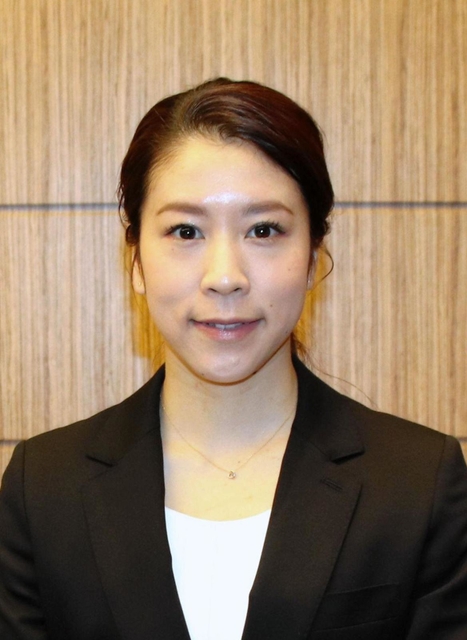 村元哉中