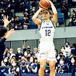 Ａ千葉-西宮　第４クオーター、シュートを放つ西宮・川島（１２）＝Ｂリーグ提供