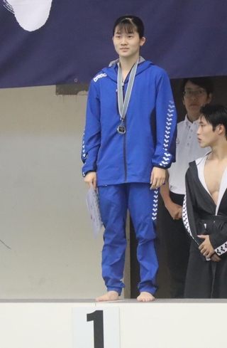 競泳女子２００メートルバタフライを制した神戸野田の菅原凛夏