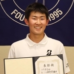 兵庫県アマチュア選手権少年男子で初優勝した白谷涼透＝小野市、小野東洋ゴルフ倶楽部