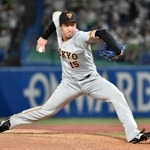 巨人の守護神として君臨する大勢＝神宮