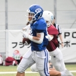 兵庫県高校選抜－京都府高校選抜　第２クオーター、タッチダウンを決める兵庫県高校選抜の永井