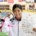 競泳女子８００メートル自由形を制した須磨学園の坂口理彩子