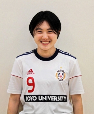 ヨーロッパの強豪チームと契約を結んだ門脇真依選手＝群馬県板倉町、東洋大学板倉キャンパス