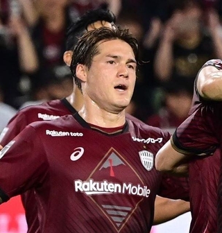 ヴィッセル神戸の酒井高徳