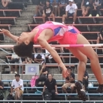 陸上男子走り高跳び決勝　１４位となった野々池の山中琉生＝愛媛県ニンジニアスタジアム