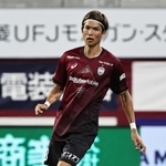 「ゴールに直結するパスを出せる」と自分の持ち味を語る神戸の扇原＝１９日、ノエビアスタジアム神戸