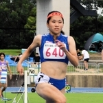 近畿選手権で女子１００メートルの兵庫高校新記録を樹立した滝川第二高の西藤杏純＝加古川運動公園陸上競技場