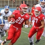 関学大-甲南大　第１クオーター、ランで攻める甲南大のＴＢ下田（２９）