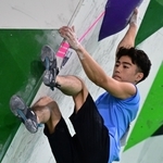 スポーツクライミング少年男子ボルダーで２位入賞を果たした兵庫の松岡玲央＝南さつま市加世田特設会場（撮影・斎藤雅志）