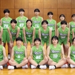 全国高校選手権で初の白星を目指す女子・三田松聖の選手ら＝三田市の同校