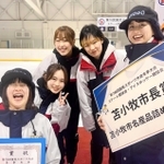 ショートトラック成年女子３０００メートルリレーで２連覇を飾った兵庫のメンバー（兵庫県スケート連盟提供）