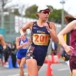 大会記録で優勝した女子の藤井菜々子（撮影・斎藤雅志）