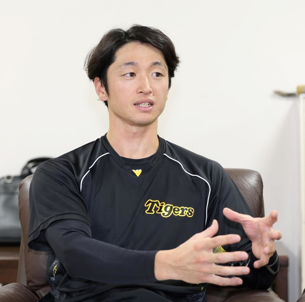 近本・前川 ユニフォームセット売り （プロ野球 阪神タイガース