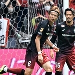 古巣との対戦で必勝を期す神戸の扇原（左）＝３月30日、ノエビアスタジアム神戸