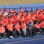 ５月に神戸で開催されるパラ陸上の世界選手権に向けた合宿に参加した日本代表選手ら＝高松市、屋島レクザムフィールド（撮影・小林良多）