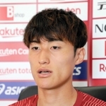 ルヴァン・カップ初戦の今治戦へ意気込みを語る神戸の鍬先＝神戸市西区、いぶきの森球技場（（Ｃ）ＶＩＳＳＥＬ　ＫＯＢＥ）