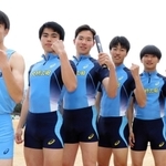高校男子１６００メートルリレーで「勇猛果敢」なレースを目指す北摂三田のメンバー＝三田市の同校