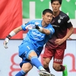 出場停止明けで勝利を誓うＧＫ前川＝７日、ノエビアスタジアム神戸