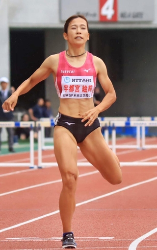 女子４００メートル障害決勝　57秒30で日本人トップの２位に入った宇都宮絵莉