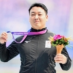 杭州アジアパラ大会で男子円盤投げ銀メダルの新保大和。神戸開催の世界選手権でもメダルなるか＝２０２３年10月、中国・杭州（提供・日本パラ陸連） 