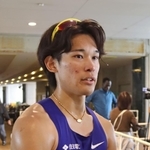 男子１５００メートル決勝を３分35秒77の大会新記録で制し、喜びを語る飯沢千翔