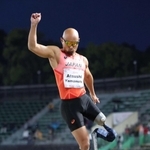 男子走り幅跳び（義足・機能障害Ｔ６３）決勝　５位入賞を果たした山本篤（撮影・笠原次郎）