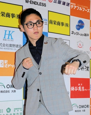 ７月に８年ぶりの世界戦に臨む加納陸＝三田市の大成ジム