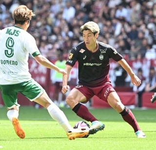 神戸を勝利に導くゴールを誓う大迫＝５月26日、ノエビアスタジアム神戸