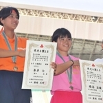 女子七種競技を兵庫高校新記録で制した園田の本多七（左端）