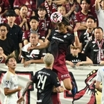 神戸－町田　前半、高さを生かして守る神戸の菊池（撮影・大田将之）