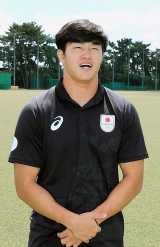 男子７人制ラグビー日本代表として出場したパリ五輪を振り返る近大の植田和磨＝西宮市の報徳高