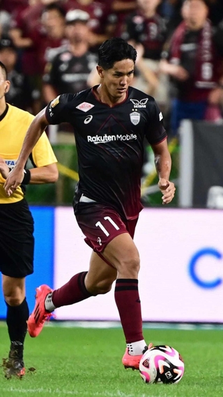 今季ここまで１１得点７アシストと神戸の攻撃陣をけん引する武藤＝９月２８日、ノエビアスタジアム神戸