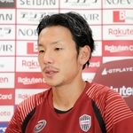 リーグ戦１１試合連続で先発し、神戸の中盤を支える井手口＝神戸市西区、いぶきの森球技場（©ＶＩＳＳＥＬ　ＫＯＢＥ）